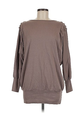 Bobbie Brooks Long Sleeve Top (view 1)