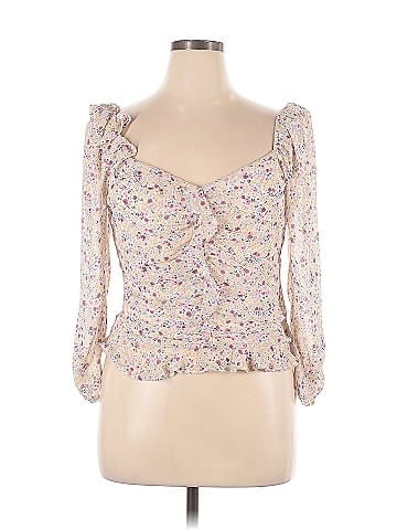 ASTR The Label 3/4 Sleeve Blouse (view 1)