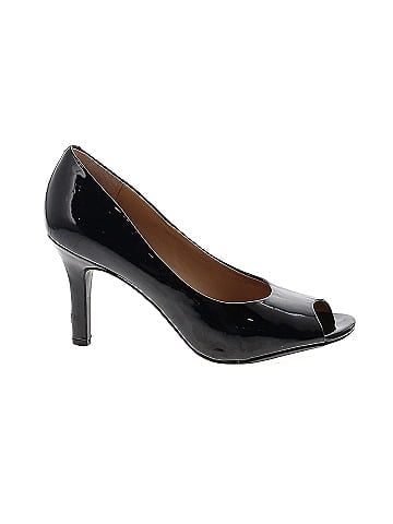 Kelly & Katie Heels (view 1)