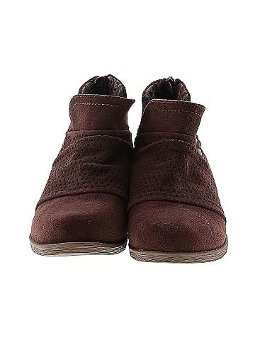 Earth Origins Ankle Boots (view 2)