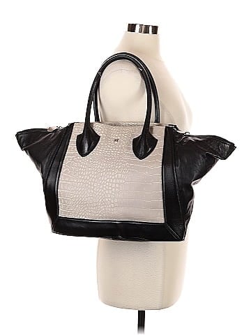 Pour La Victoire Leather Tote (view 2)