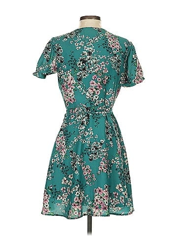 Cupcakes & Cashmere Casual Dress (view 2)