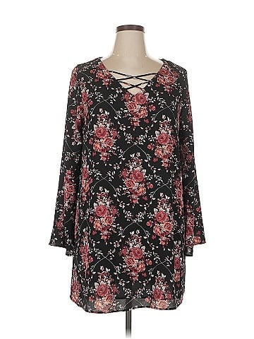 Xhilaration Casual Dress (view 1)