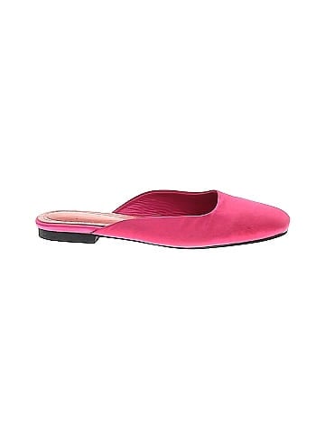 Unbranded Flats (view 1)