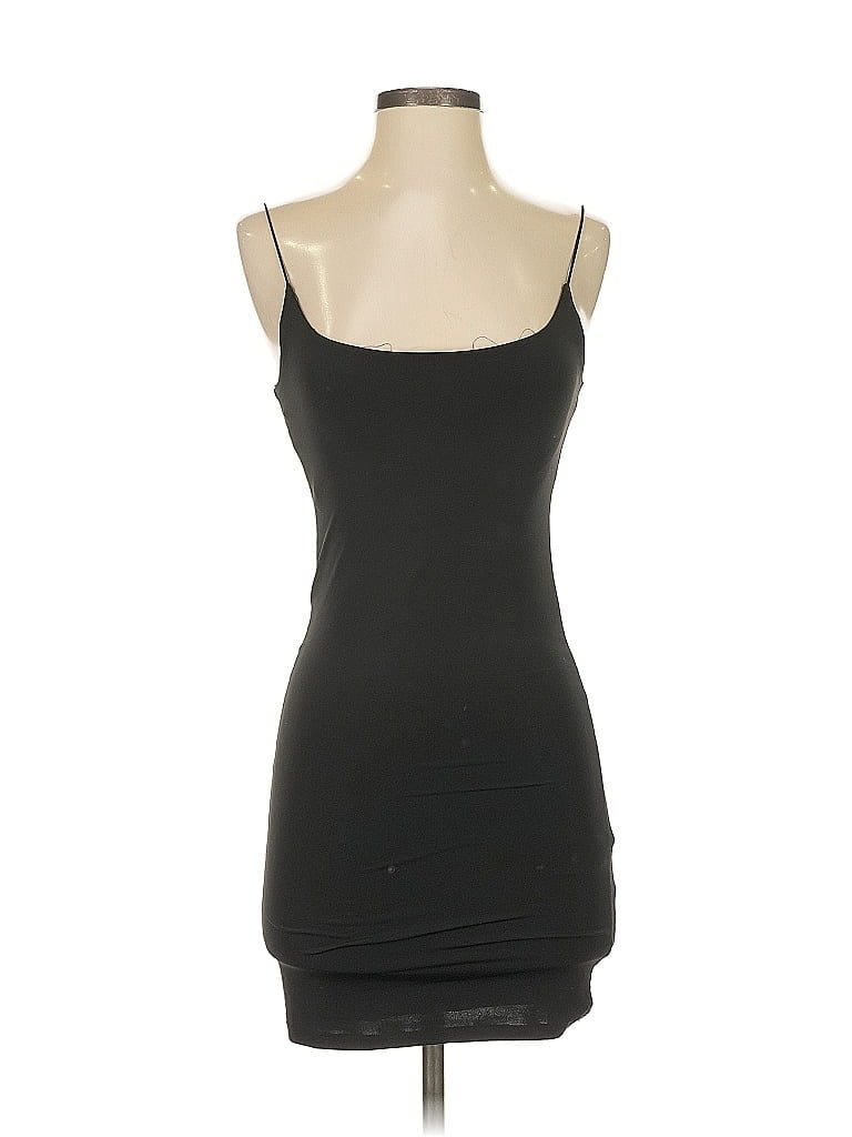 Click to view more detailed imagery on our partner's website Pre-owned Forever 21 Cocktail Dress In Black