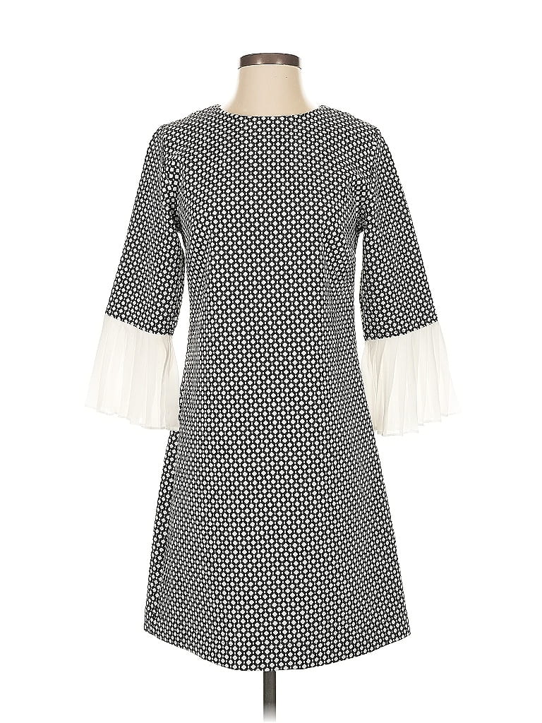 Click to view more detailed imagery on our partner's website Pre-owned New York And Company Casual Dress In Gray