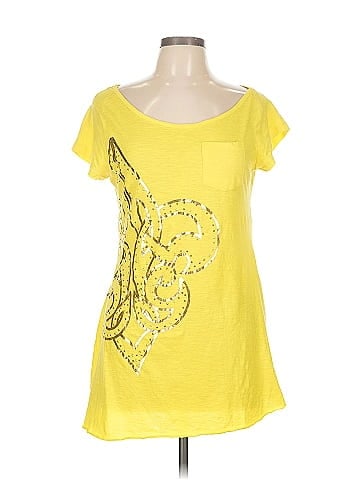 Dereon Short Sleeve T-Shirt (view 1)