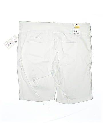 Gloria Vanderbilt Shorts (view 2)