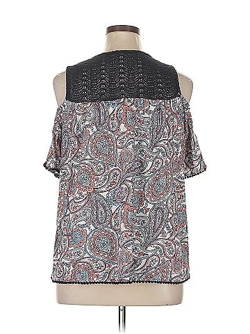 Crown & Ivy Sleeveless Blouse (view 2)