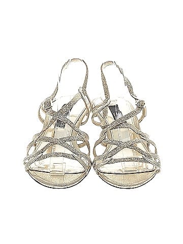 Nina Wedges (view 2)