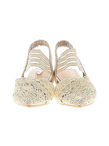 Unbranded Flats (view 2)