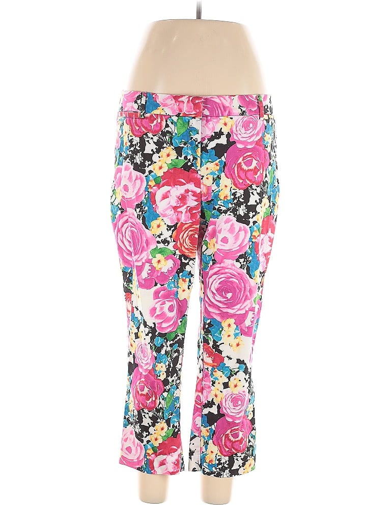 Click to view more detailed imagery on our partner's website Pre-owned New York And Company Casual Pants In Pink