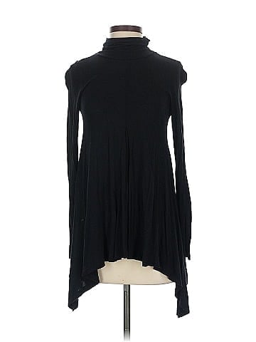 Design History Long Sleeve Turtleneck (view 1)