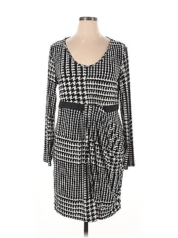 Daisy Fuentes Casual Dress (view 1)
