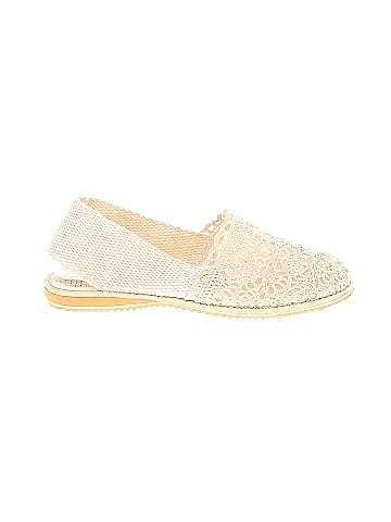 Unbranded Flats (view 1)