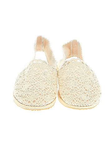 Unbranded Flats (view 2)