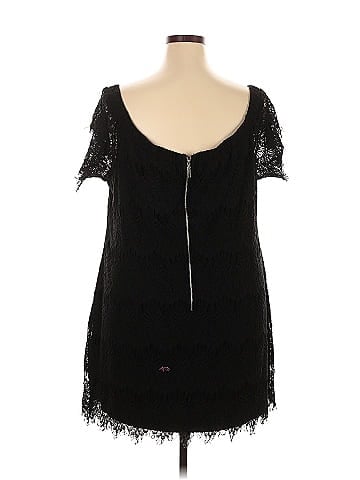 City Chic 3/4 Sleeve Top (view 2)