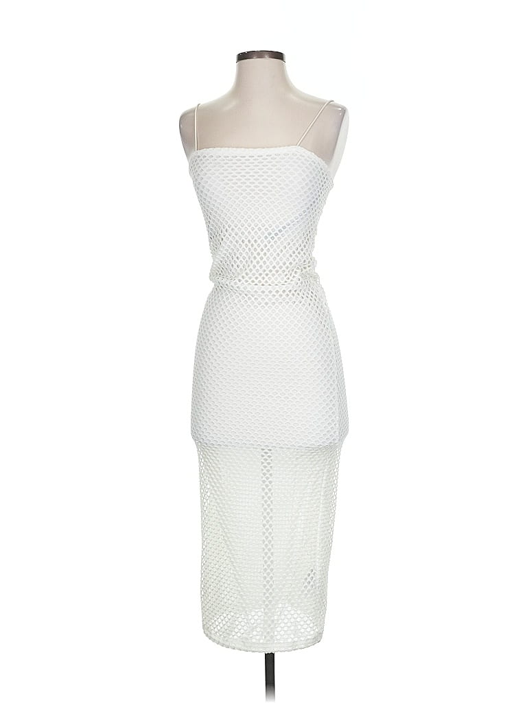 Click to view more detailed imagery on our partner's website Pre-owned Forever 21 Cocktail Dress In White