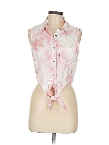 Love Tree Sleeveless Button-Down Shirt (view 1)