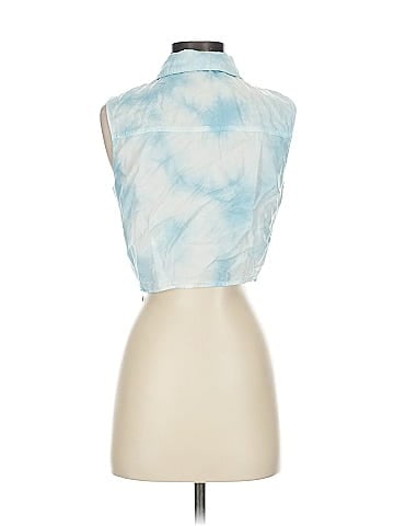 Love Tree Sleeveless Button-Down Shirt (view 2)