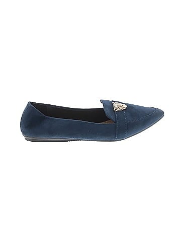Unbranded Flats (view 1)