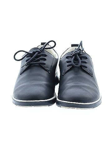 Unbranded Flats (view 2)