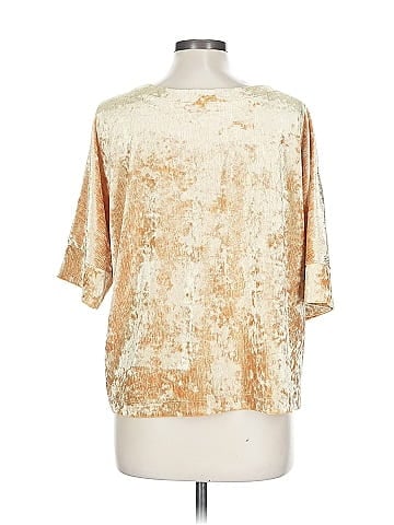 On 34th Short Sleeve Blouse (view 2)