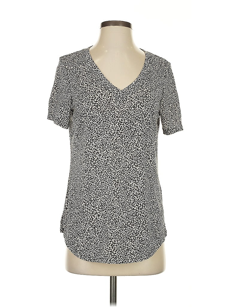 Pre-owned Athleta Short Sleeve T-shirt In Gray