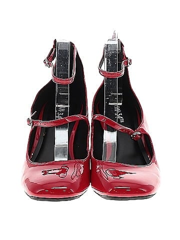 On 34th Heels (view 2)