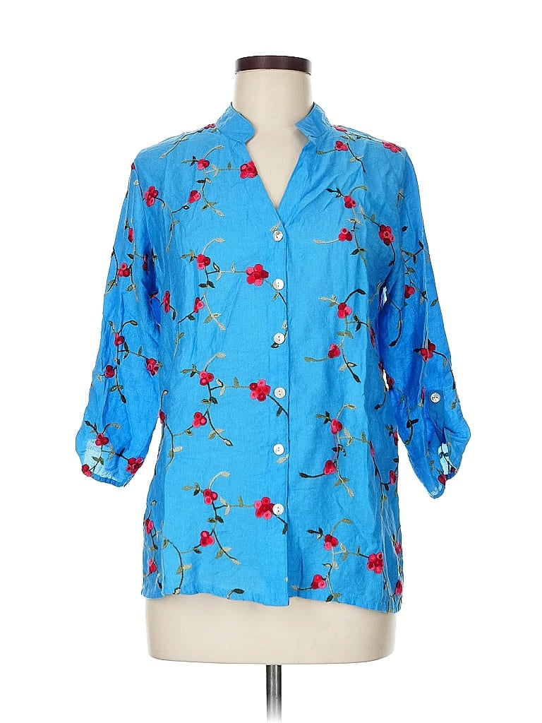 Click to view more detailed imagery on our partner's website Pre-owned Kindred 3/4 Sleeve Blouse In Blue