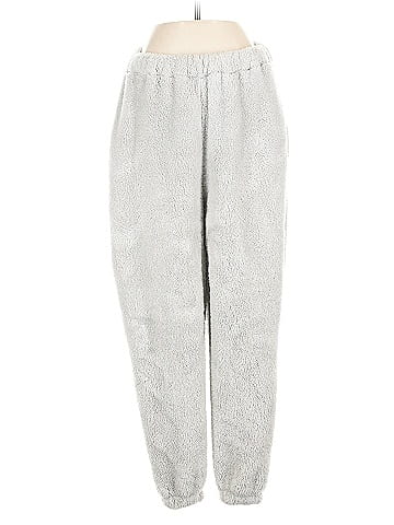 Hammacher Schlemmer Casual Pants (view 1)
