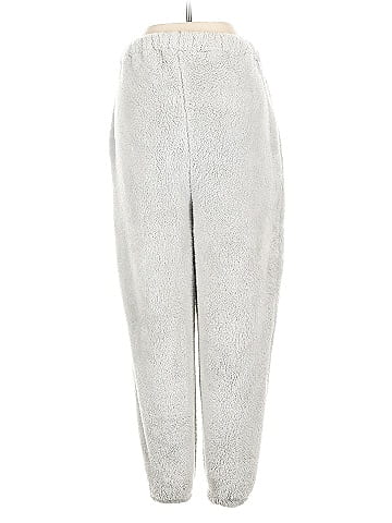Hammacher Schlemmer Casual Pants (view 2)
