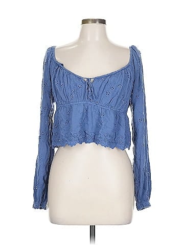 Hollister Long Sleeve T-Shirt (view 1)