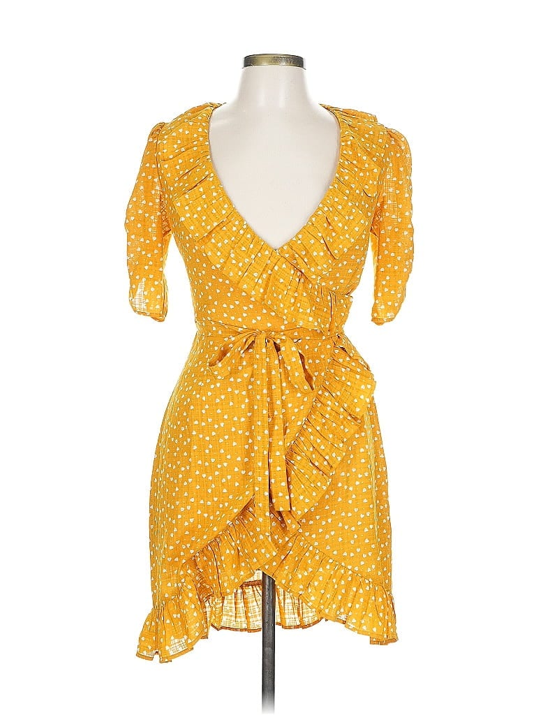 Pre-owned Quanta Du Soleil Cocktail Dress In Yellow