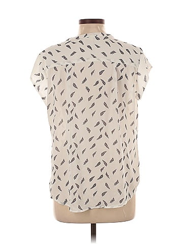 Fun2Fun Short Sleeve Blouse (view 2)