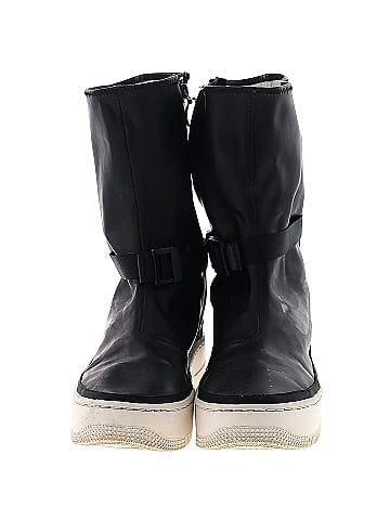 Nike Boots (view 2)