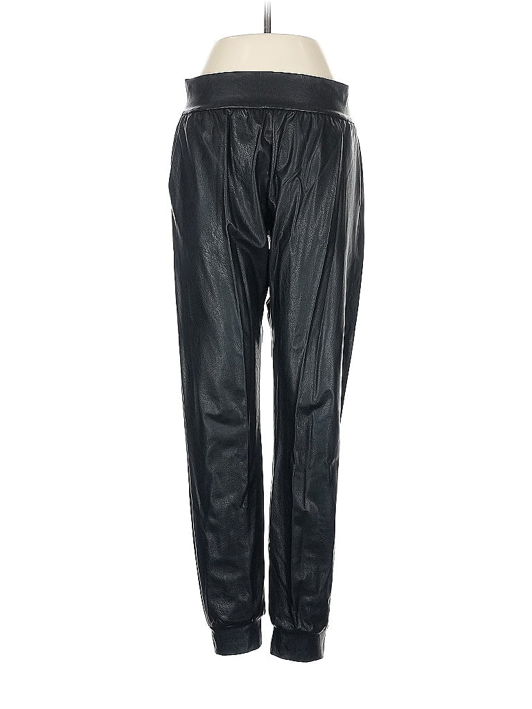Pre-owned Commando Casual Pants In Black