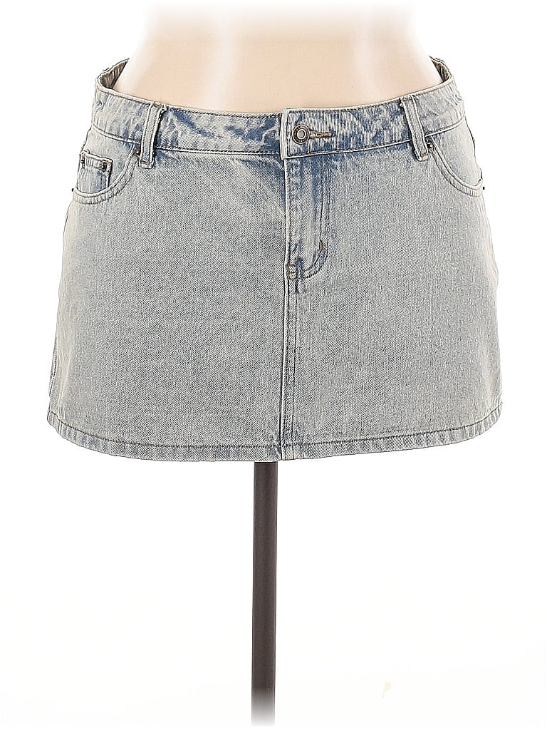 WOMENS M ATTITUDE UNKNOWN RAW HEM DISTRESSED DENIM