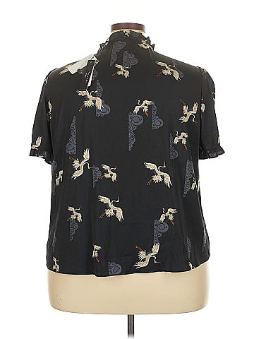 T Tahari Short Sleeve Blouse (view 2)