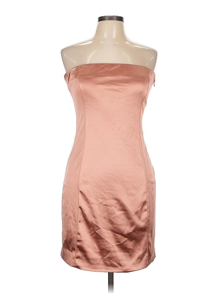 Click to view more detailed imagery on our partner's website Pre-owned Fore Cocktail Dress In Pink