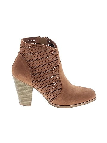 Qupid Boots (view 1)