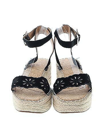Crown Vintage Wedges (view 2)