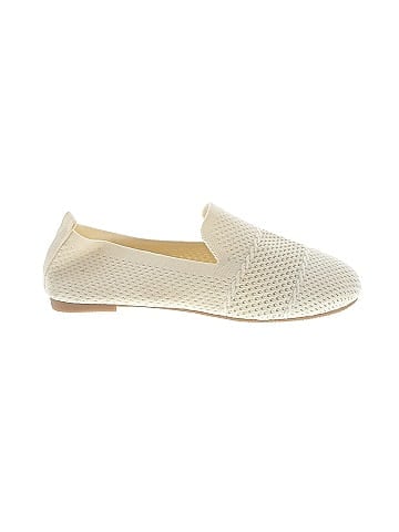 Unbranded Flats (view 1)