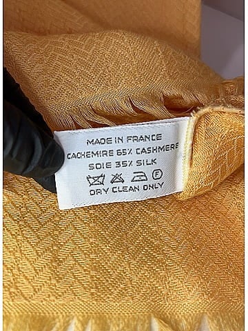 Hermès Scarf (view 2)