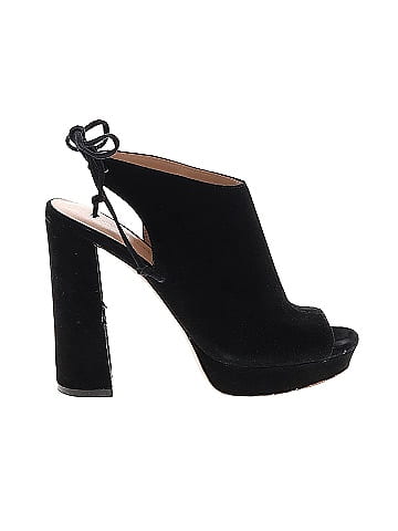 Pour La Victoire Heels (view 1)