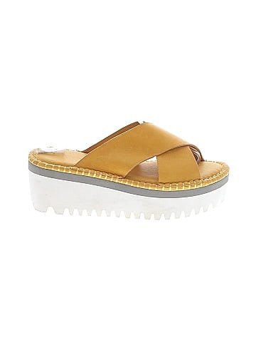 Chocolat Blu Wedges (view 1)