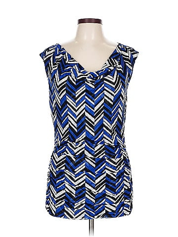 Classiques Entier Sleeveless Silk Top (view 1)