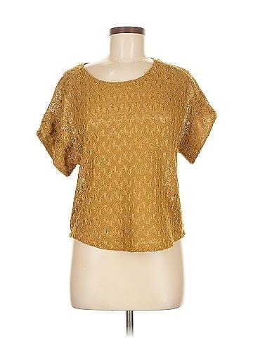 Forever 21 Short Sleeve T-Shirt (view 1)