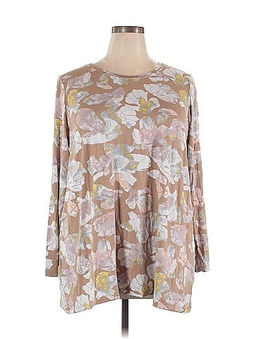 LOGO by Lori Goldstein Long Sleeve T-Shirt (view 1)