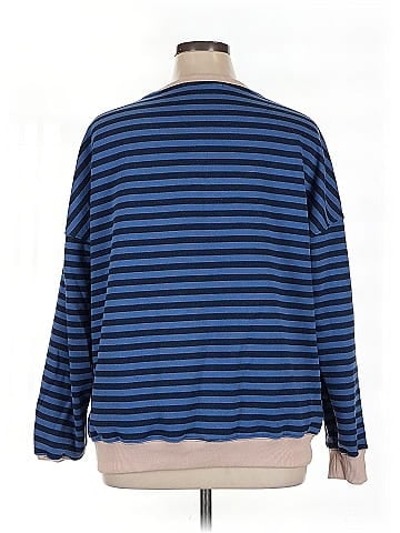 Zesica Pullover Sweater (view 2)